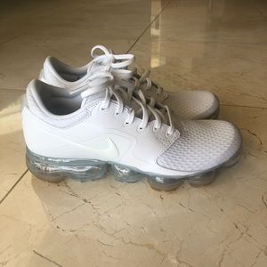 🆕Nike Air VaporMax 6Y or Women’s 7 1/2